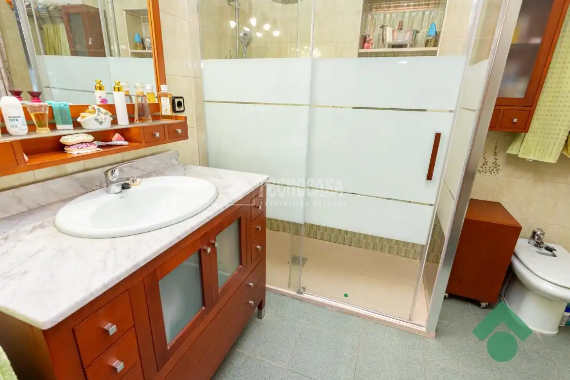 Baño de Casa o chalet en venta en Algeciras con Terraza