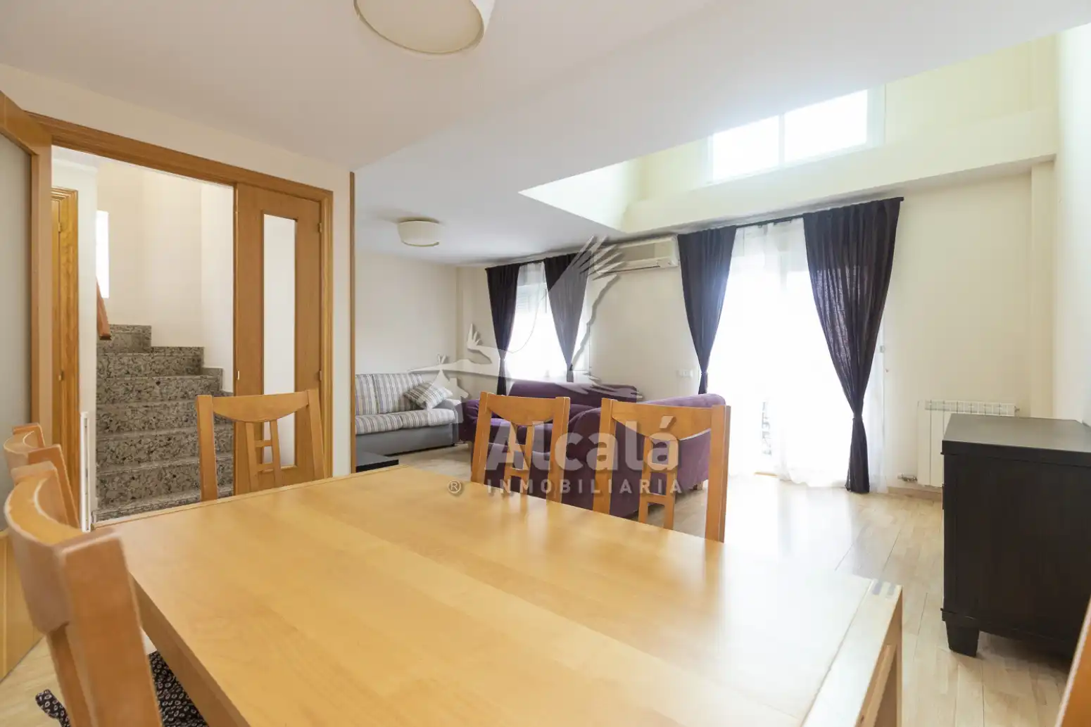 Esszimmer von Einfamilien-Reihenhaus zum Verkauf in Alcalá de Henares mit Heizung und Terrasse