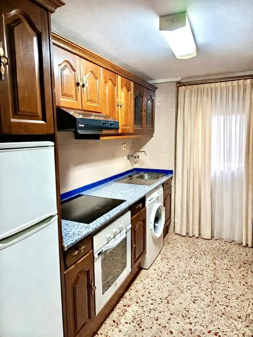 Kitchen of Flat for sale in Zaragoza  with Air Conditioner, Heating and Terrace