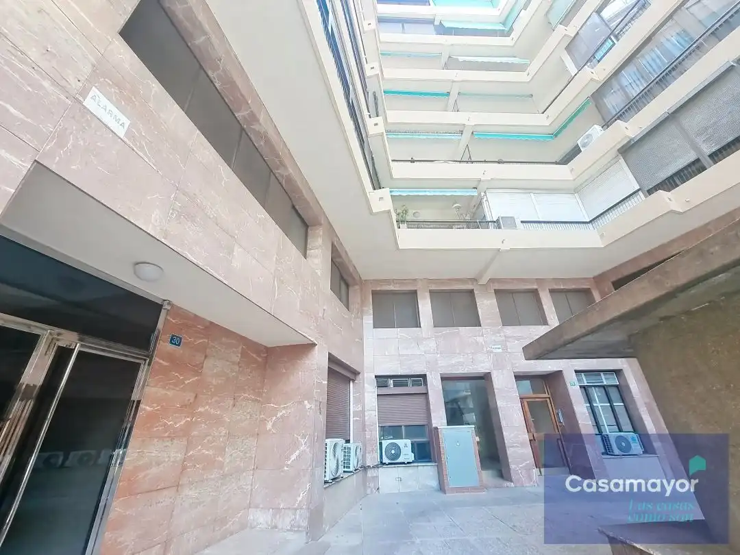 Office space with lift for sale in Carrer Arquebisbe Loaces, imagen 8