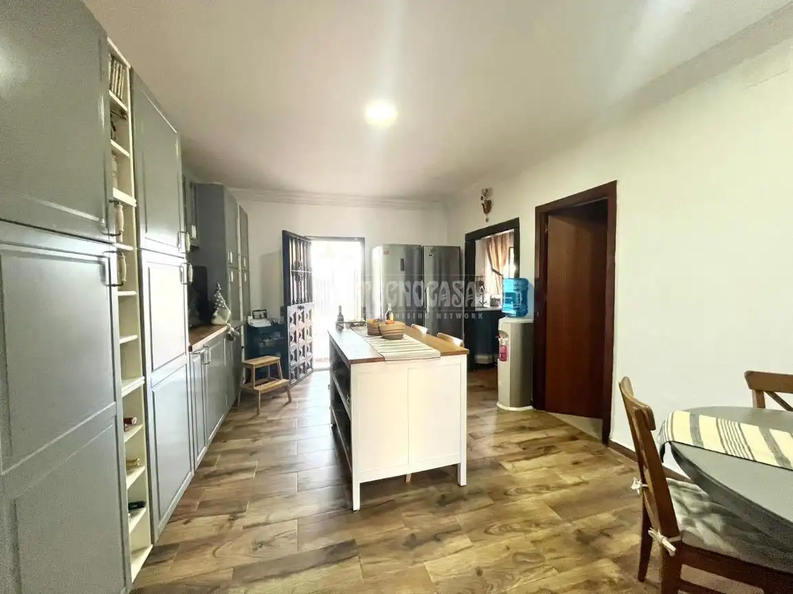 Kitchen of Houses for sale in Jerez de la Frontera