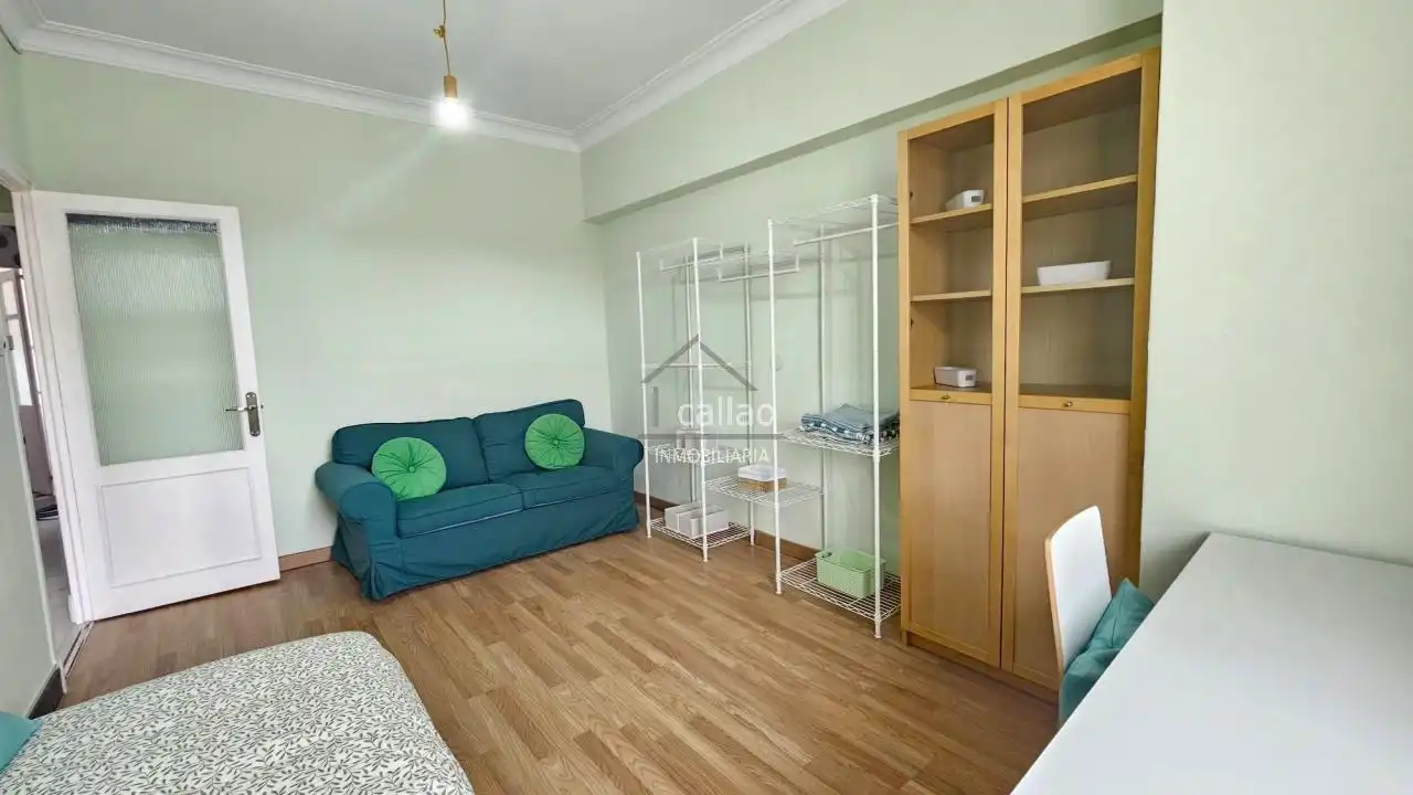 Living room of Flat for share in Ferrol  with Heating and Furnished