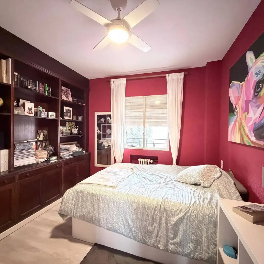 Habitación de Piso en venta en Madrid con Calefacción y Terraza