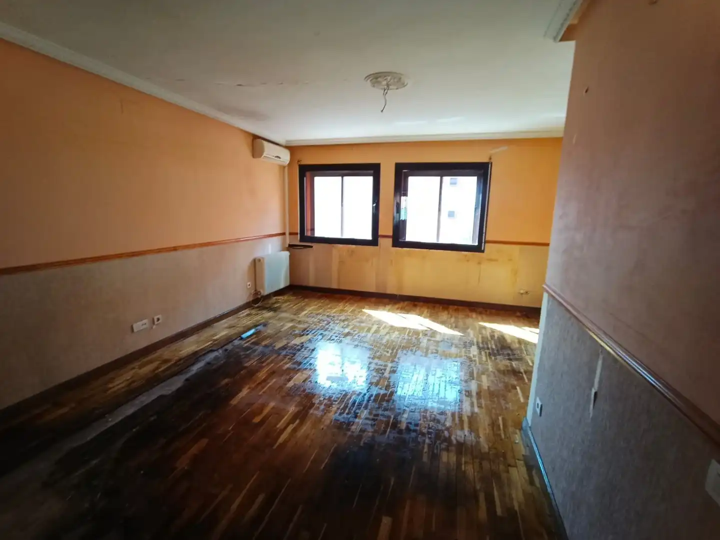 Sala d'estar de Pis en venda en Latina