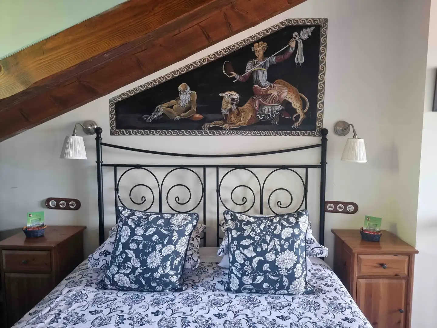 Dormitori de Casa adosada en venda en Vega de Liébana amb Jardí privat, Terrassa i Traster