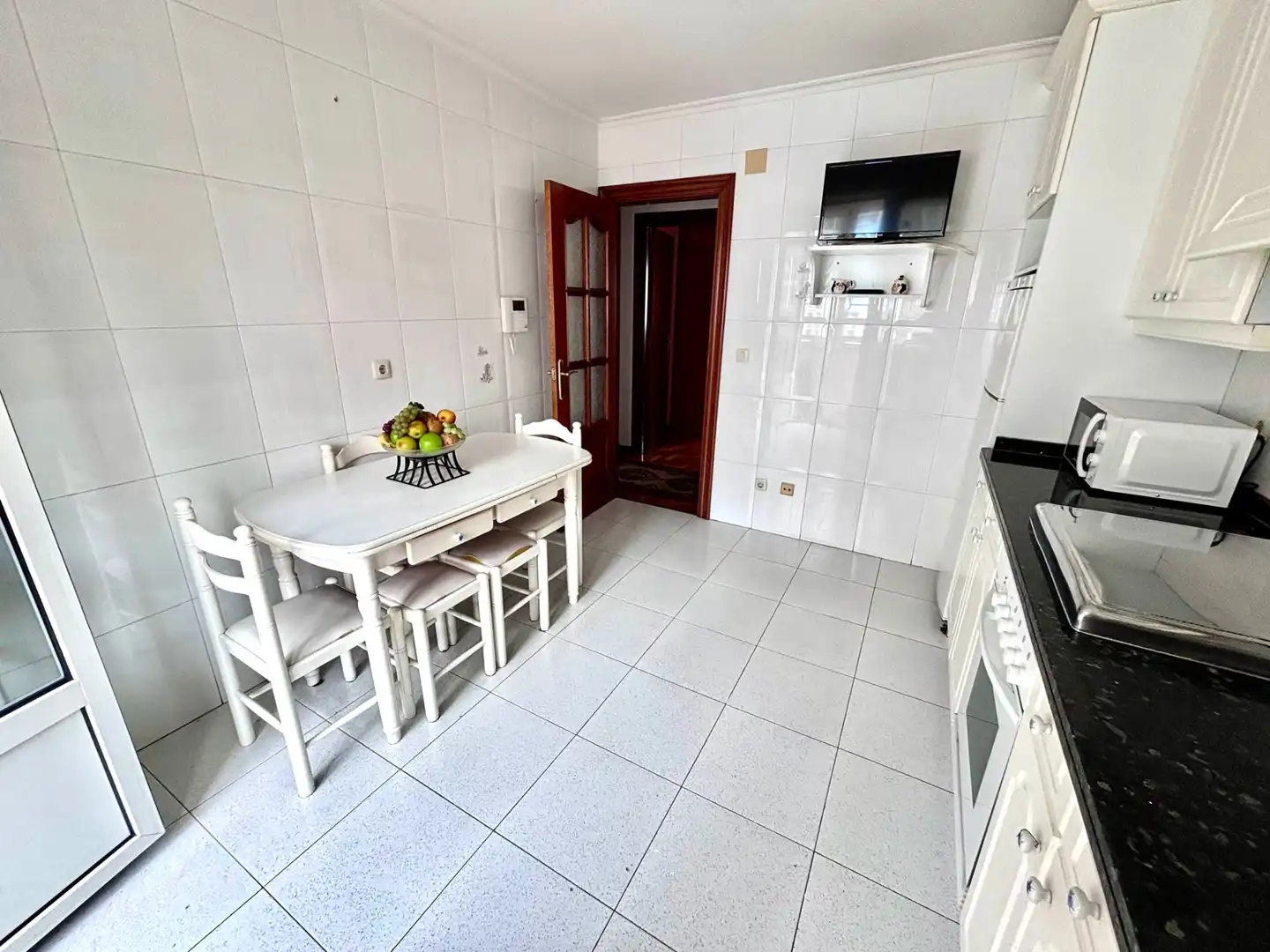Cocina de Piso en venta en Gijón  con Calefacción, Parquet y Terraza