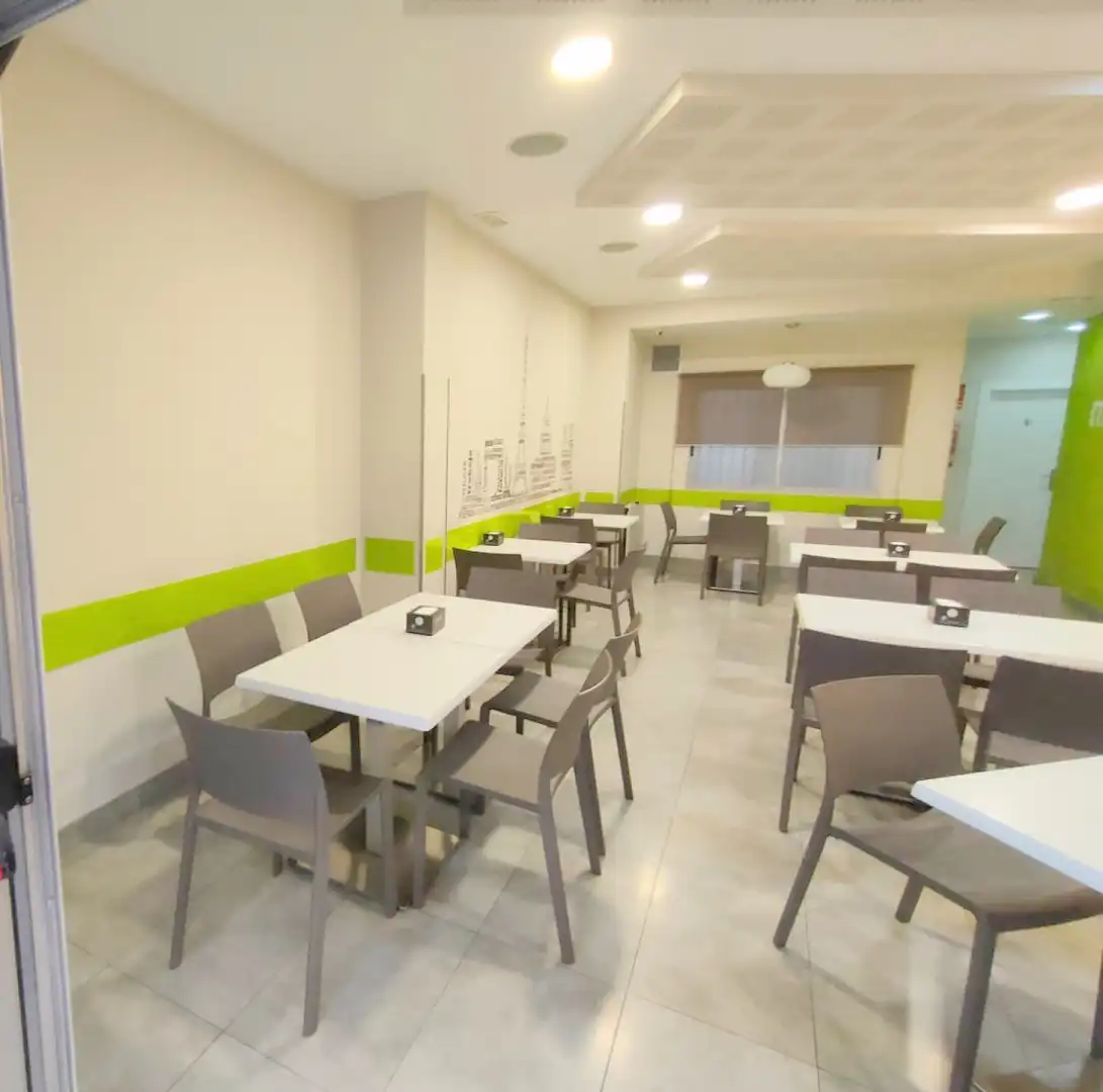 Local en venda en Sagunto / Sagunt amb Aire condicionat i Moblat