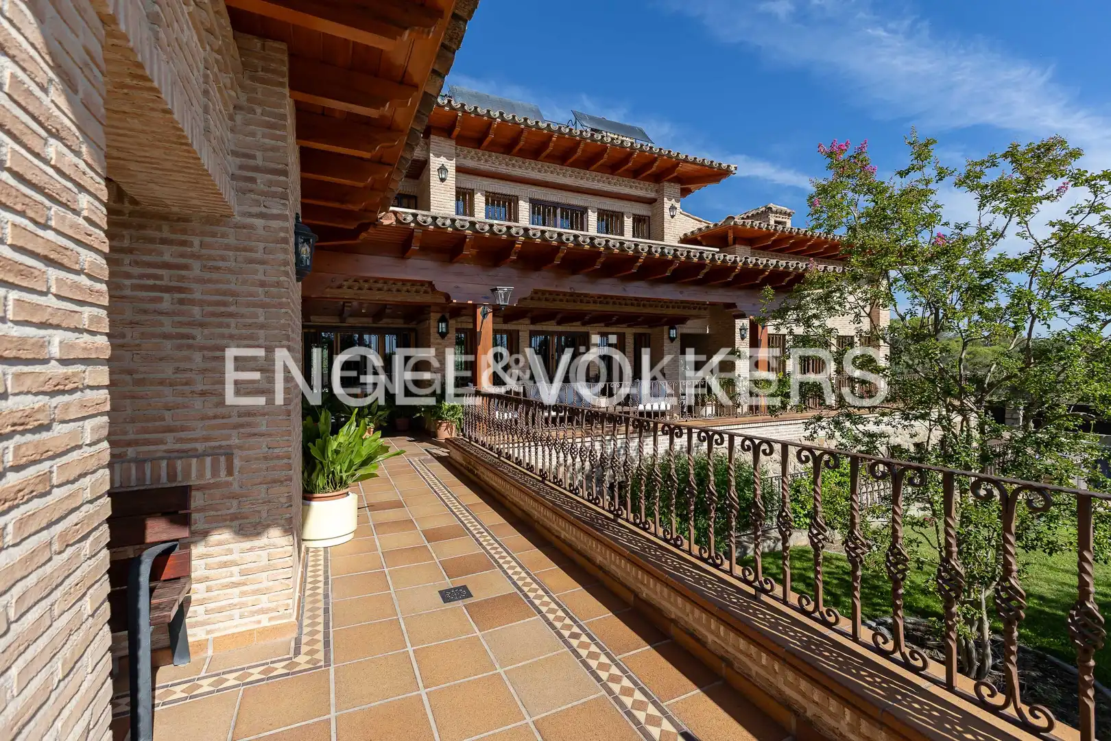 Terraza de Finca rústica en venta en Villaviciosa de Odón con Aire acondicionado, Calefacción y Jardín privado