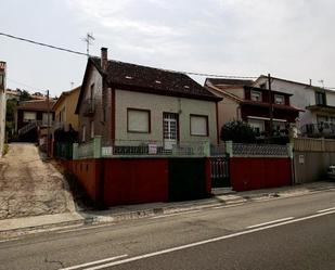 Vista exterior de Casa o xalet en venda en Noia amb Terrassa i Traster