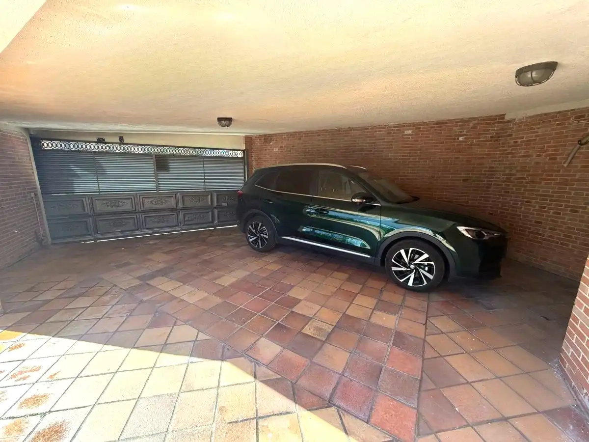 Parking de Casa o chalet en venta en Azuqueca de Henares con Aire acondicionado, Jardín privado y Trastero
