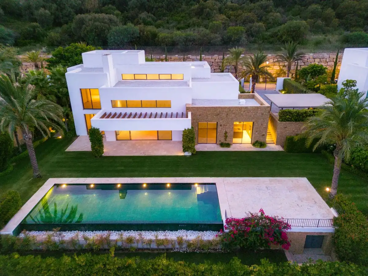 Casa amb piscina en venda a Casares Golf - Casares del Sol, imagen 4