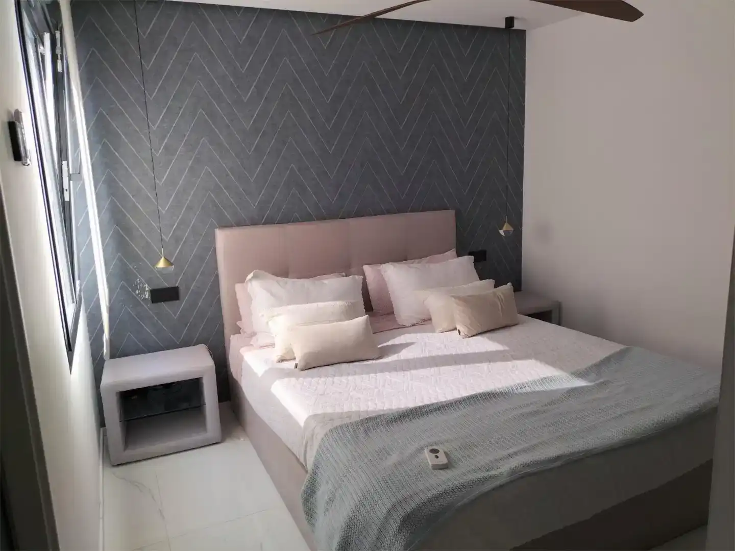 Habitación de Ático en venta en San Bartolomé de Pinares con Trastero y Amueblado