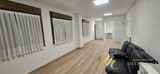 Local comercial en Alquiler en Usategui