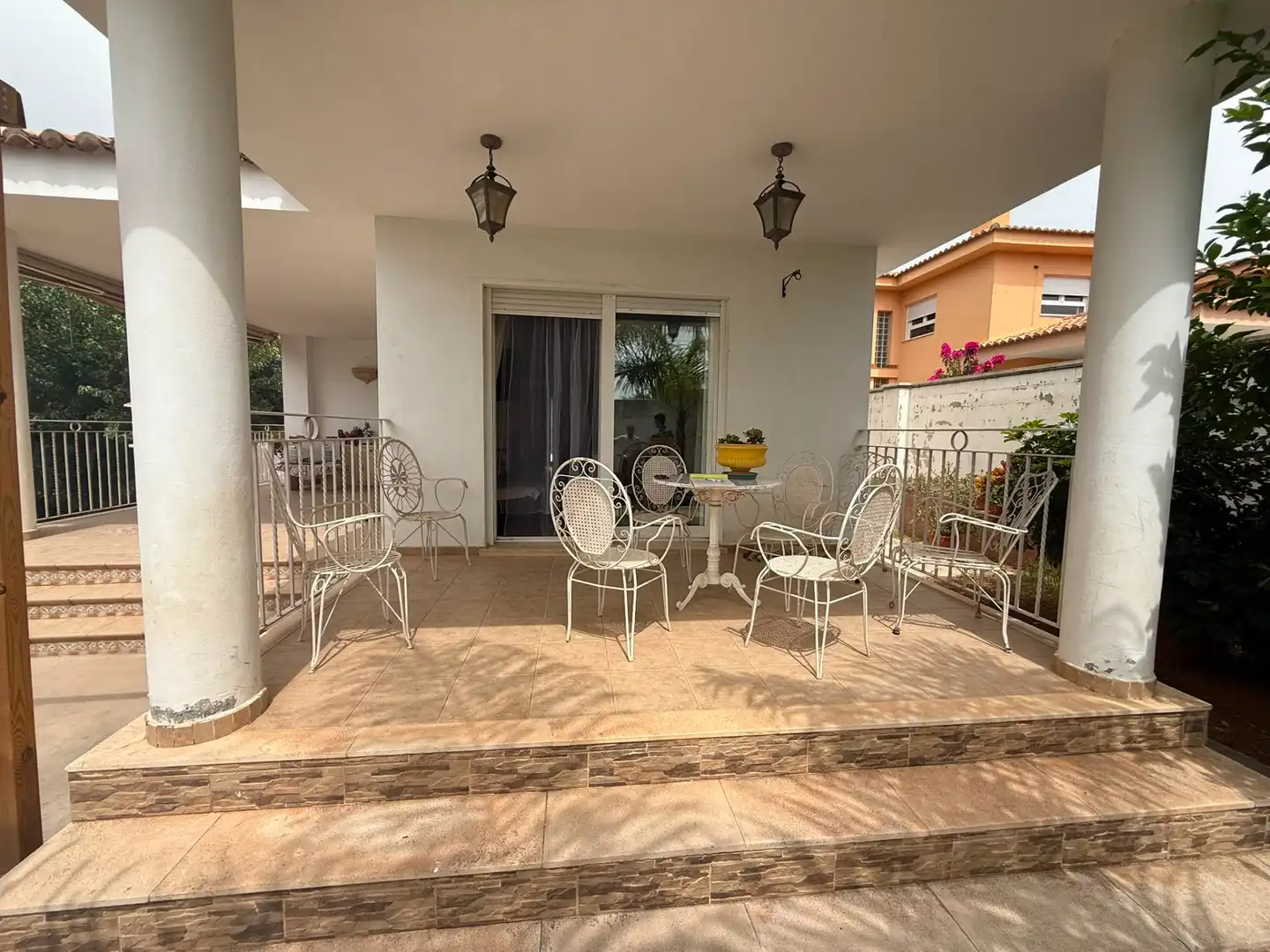 Terrassa de Casa o xalet en venda en La Pobla de Vallbona amb Aire condicionat, Calefacció i Jardí privat