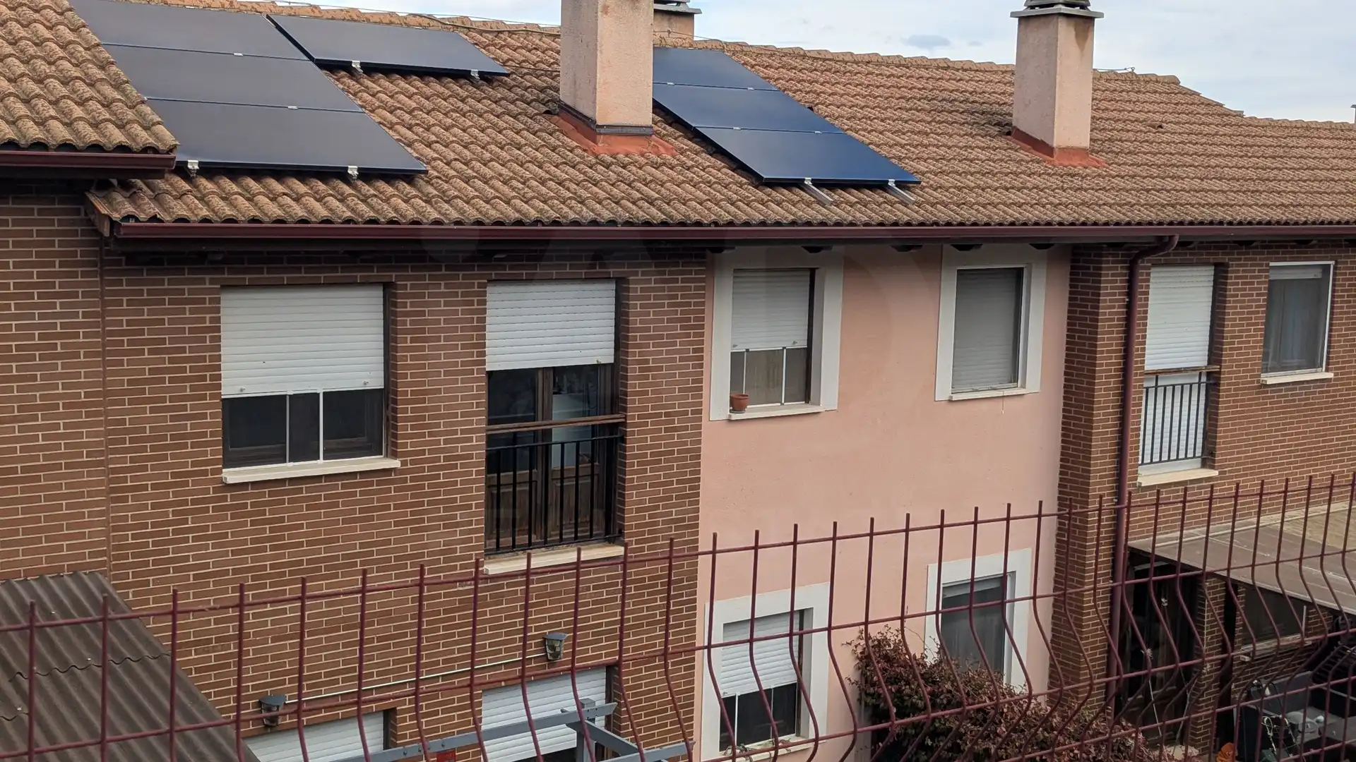 Exterior view of Houses for sale in Sojuela  with Heating