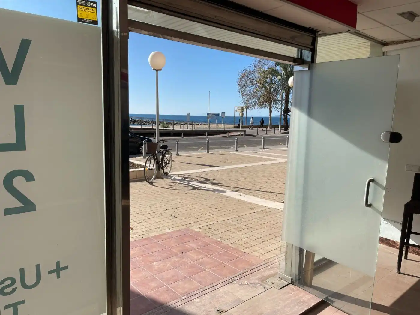 Vista exterior de Local de alquiler en Cambrils con Terraza