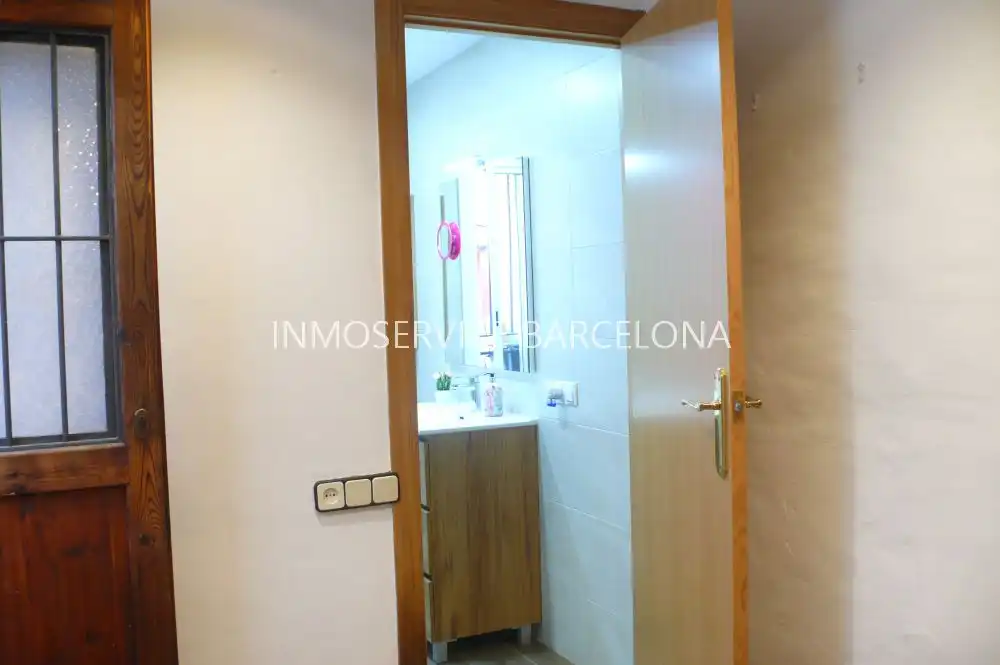 Habitación de Casa adosada en venta en Barcelona con Aire acondicionado, Calefacción y Terraza