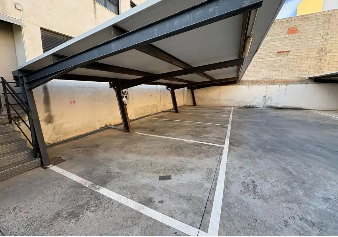 Individual en venda a Carrer del Barranc 24