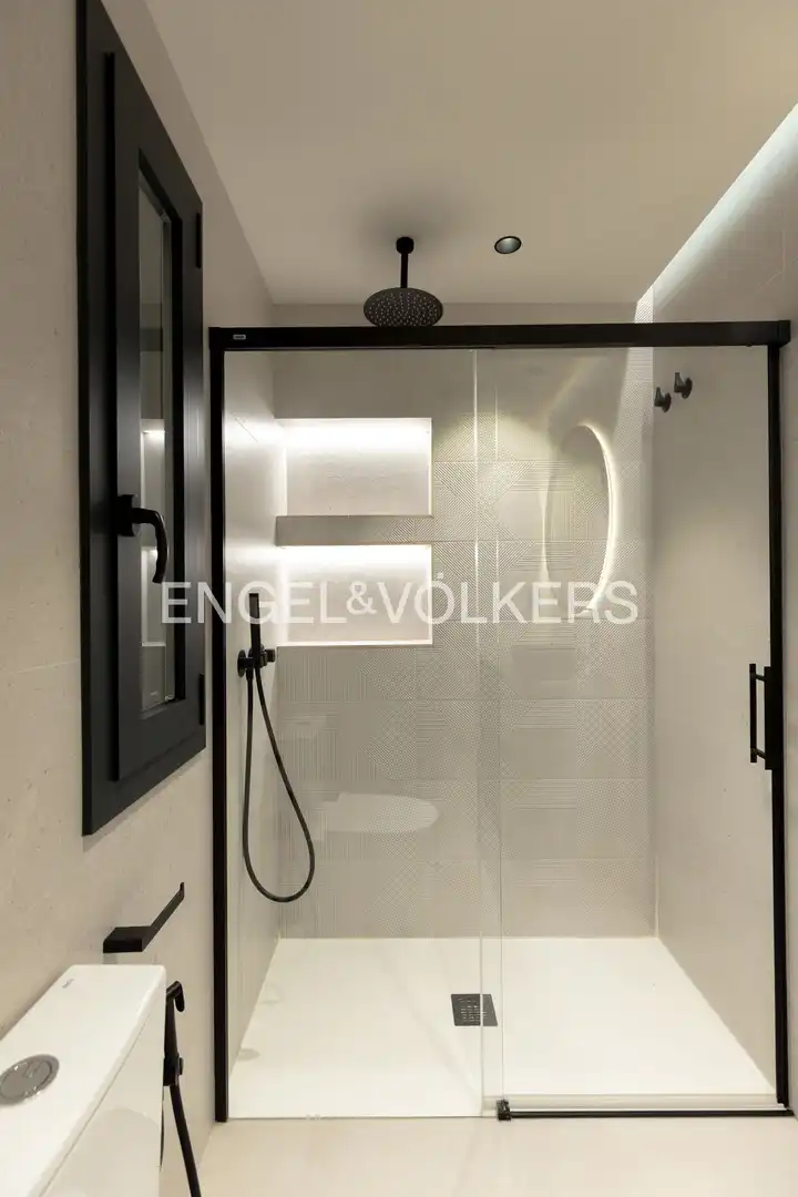 Bathroom of Apartments for sale in Olesa de Montserrat  with Air Conditioner, Heating and Terrace