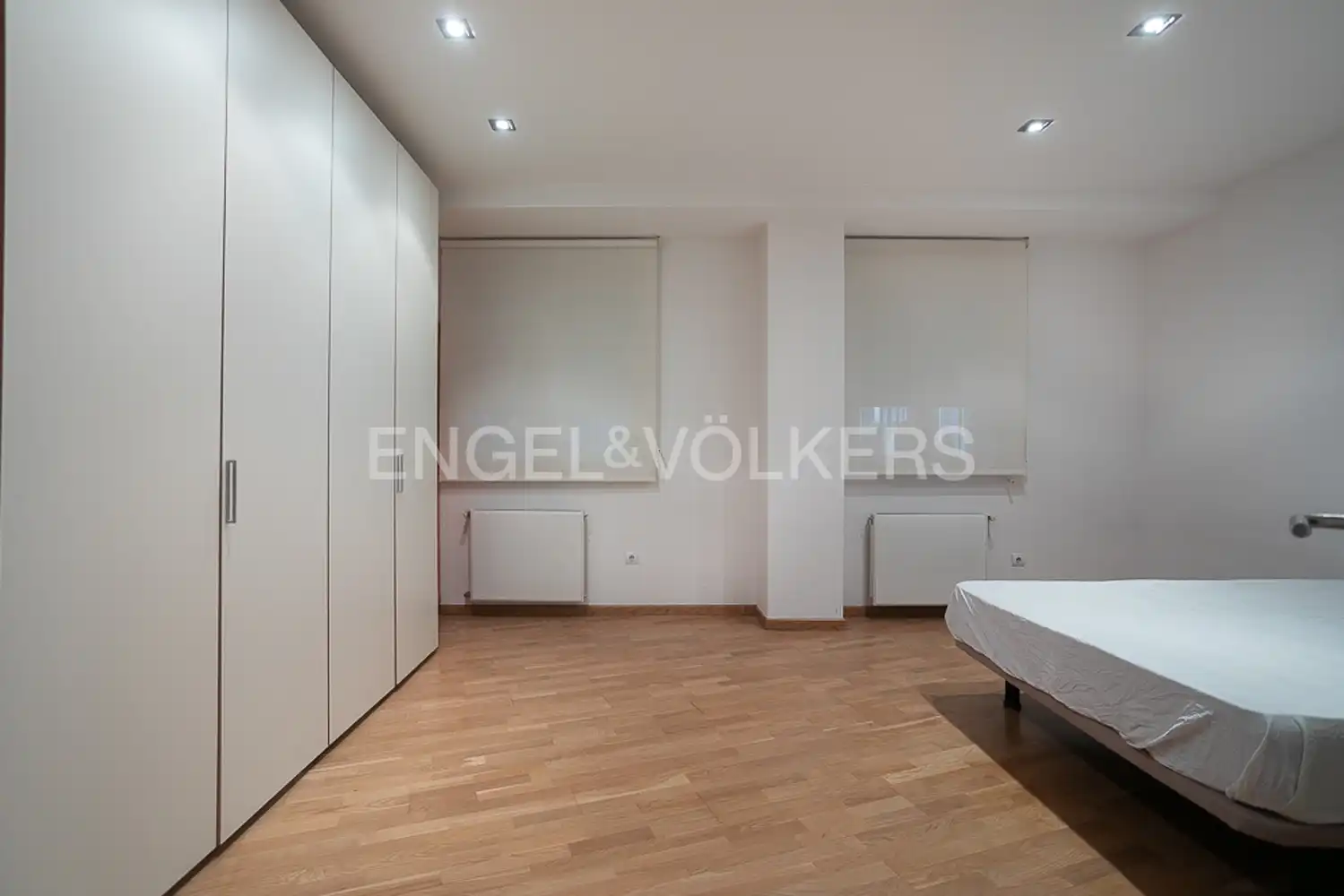 Piso en venta en Valencia con Aire acondicionado, Calefacción y Parquet