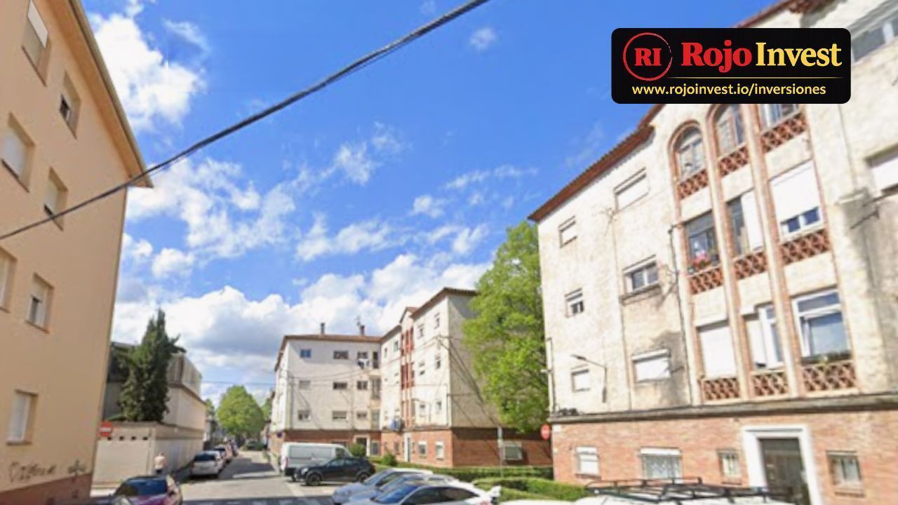Exterior view of Flat for sale in Girona Capital