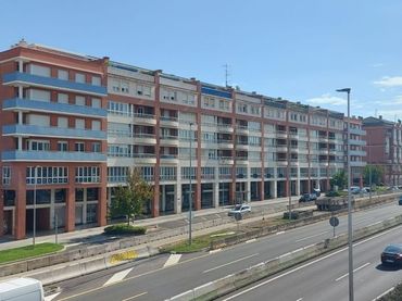 Local commercial à vendre à Centro Urbano - Hirigunea