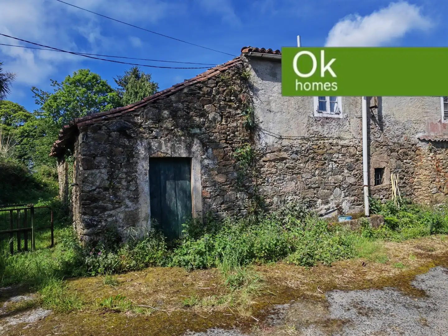 Vista exterior de Finca rústica en venda en Toques amb Jardí privat, Traster i Moblat