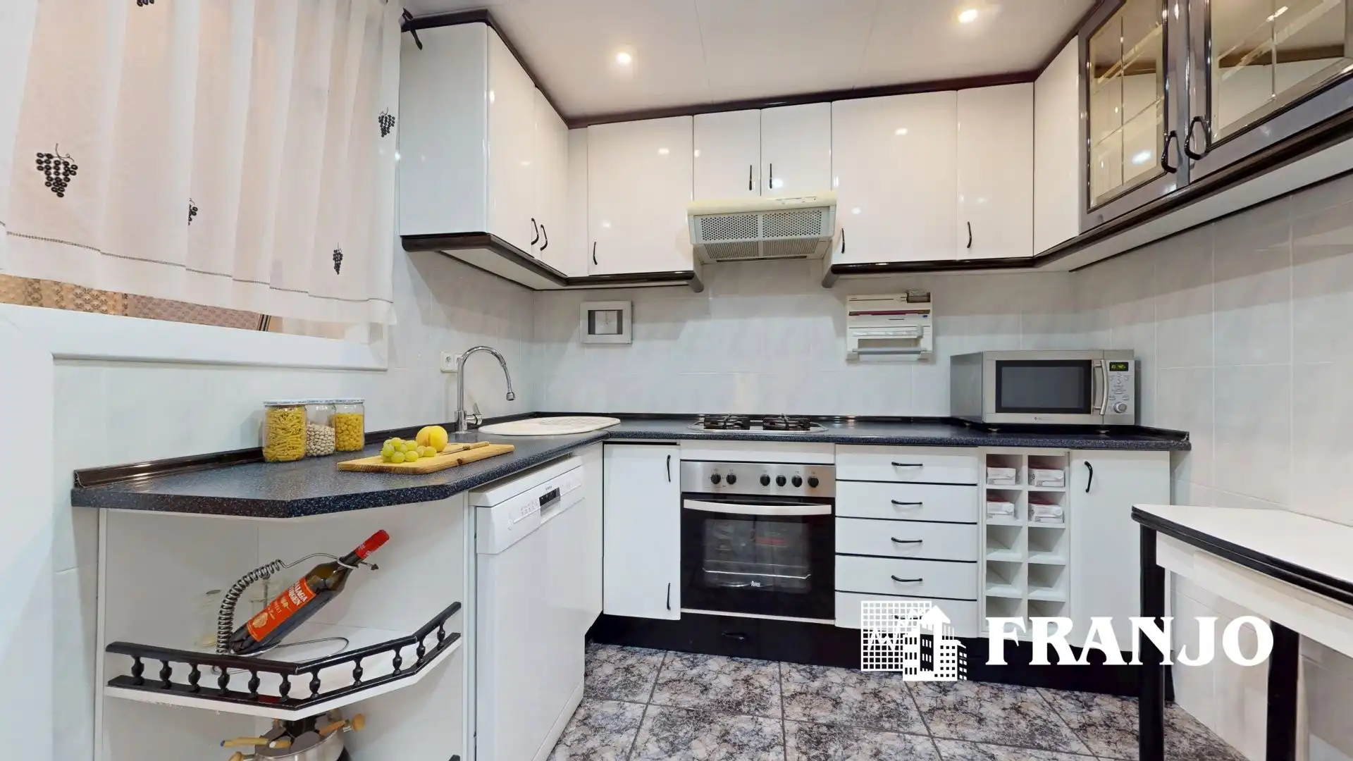 Appartamento con terrazza in vendita a Centre - Eixample – Can Llobet, imagen 8