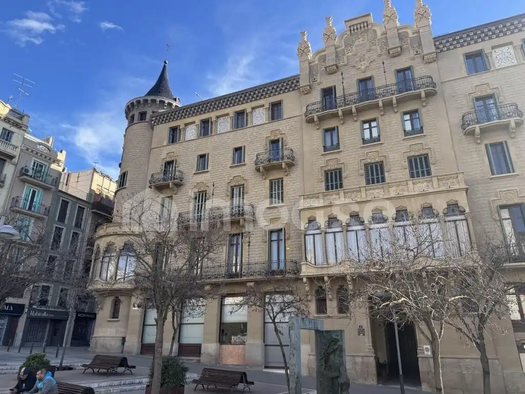 Vista exterior de Àtic en venda en Manresa amb Calefacció, Parquet i Terrassa