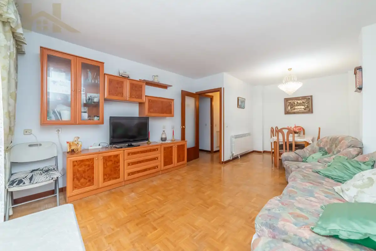 Sala de estar de Piso en venta en Rivas-Vaciamadrid con Calefacción, Terraza y Trastero