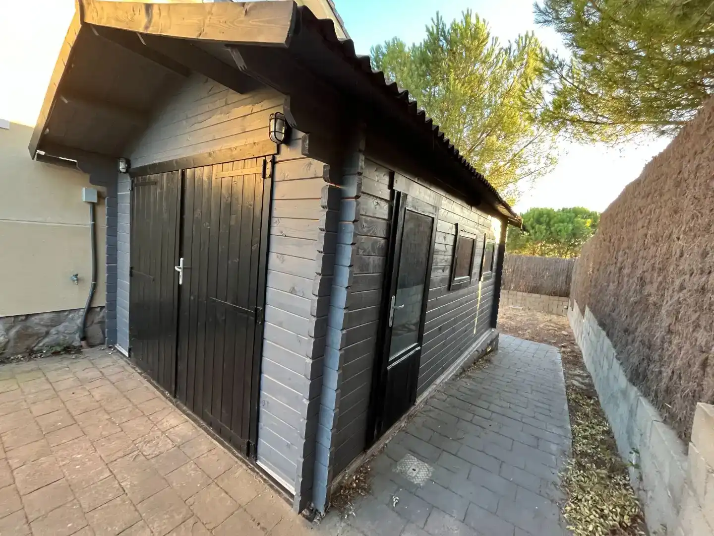 Vista exterior de Casa o xalet en venda en Galapagar amb Aire condicionat, Jardí privat i Traster