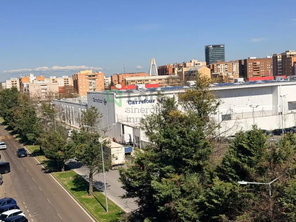 Vista exterior de Dúplex en venda en Badajoz amb Aire condicionat, Calefacció i Terrassa
