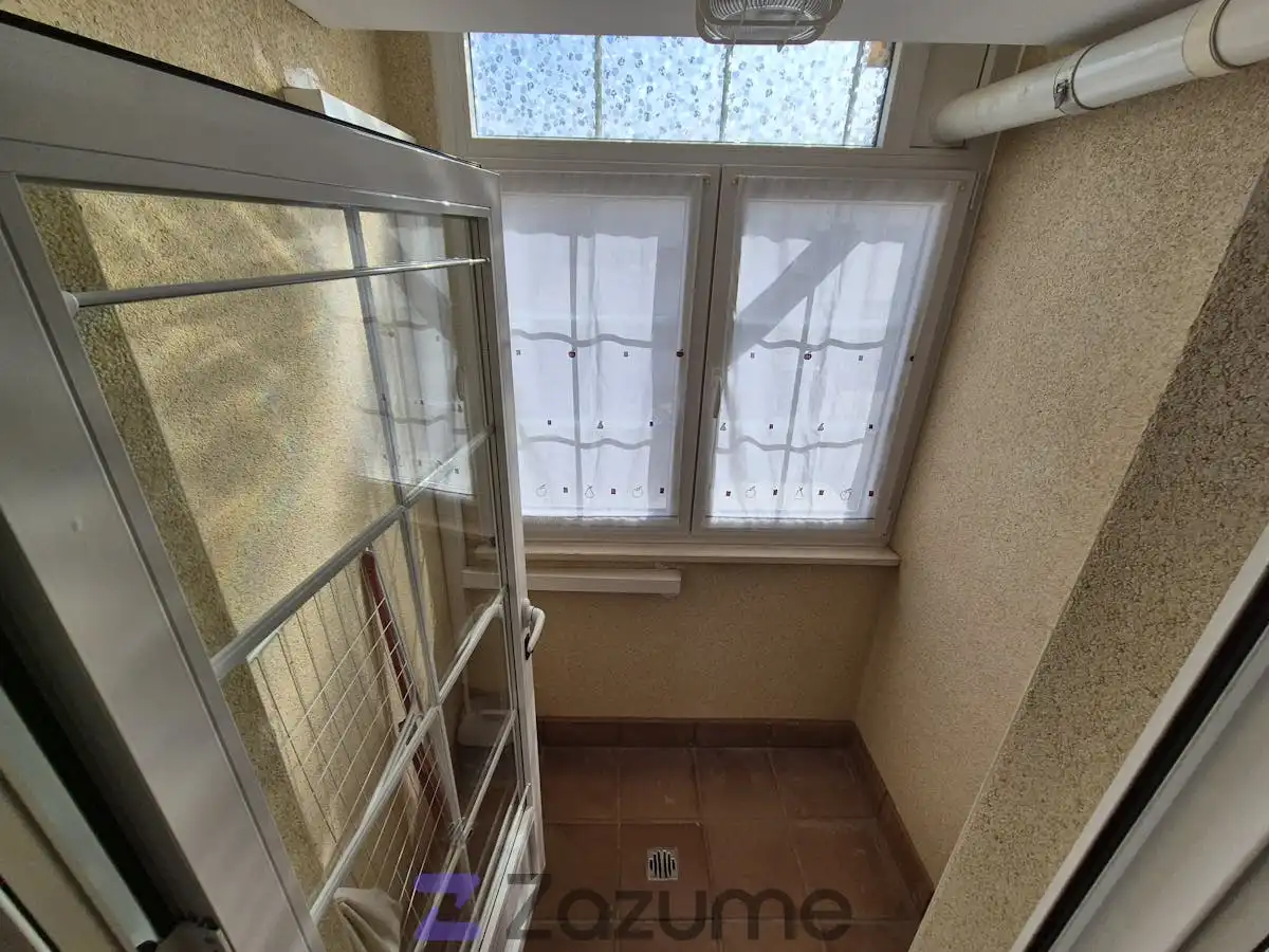 Balcony of Flat for rent in Recas  with Air Conditioner, Heating and Terrace