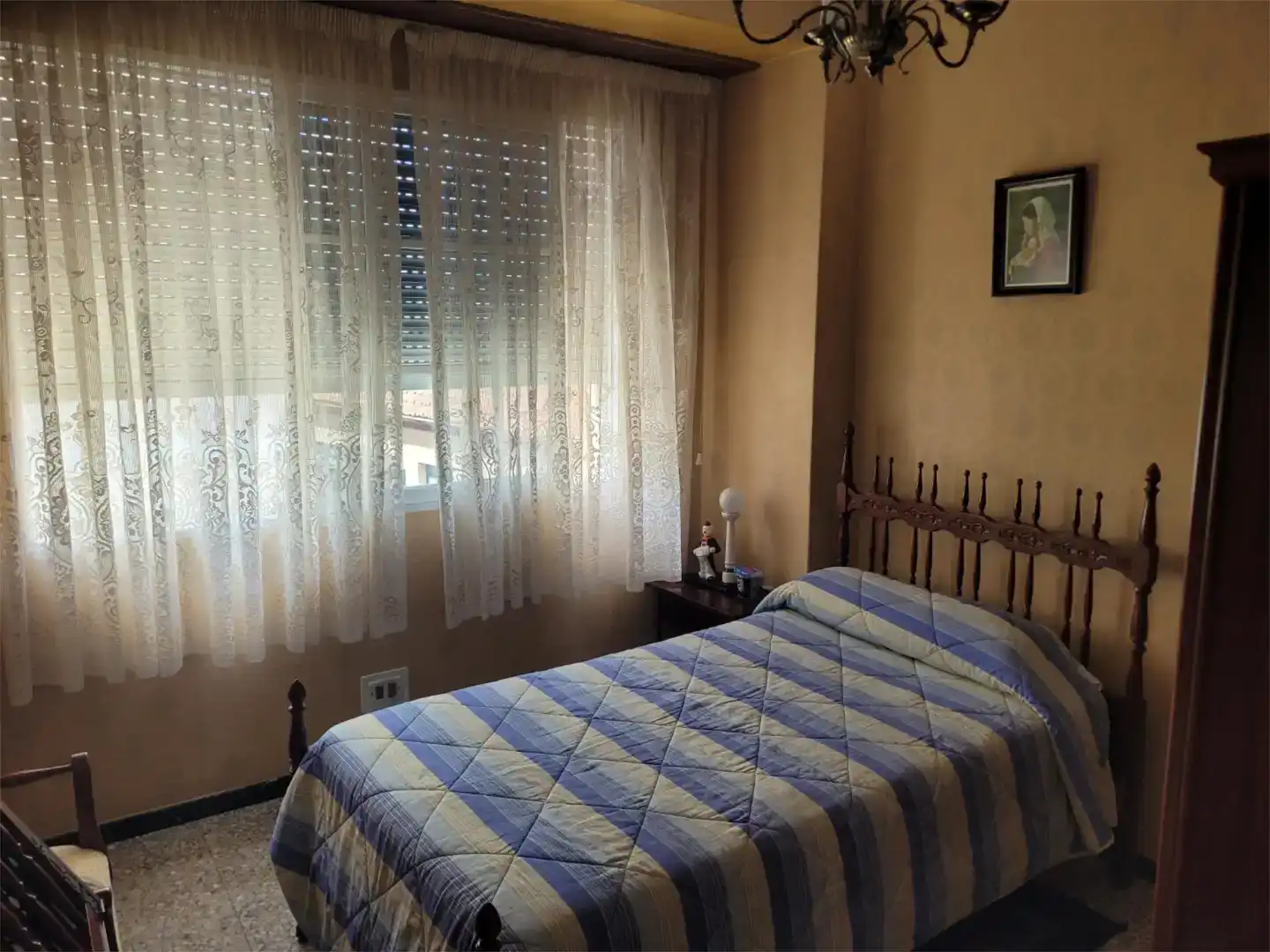Dormitori de Casa adosada en venda en Neda amb Balcó