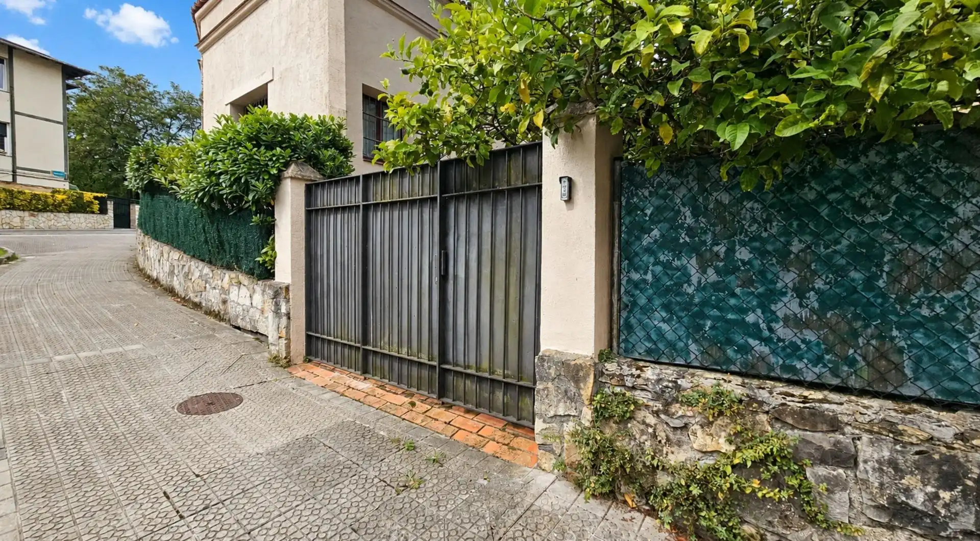 Exterior view of Houses for sale in Leioa  with Heating, Private garden and Terrace