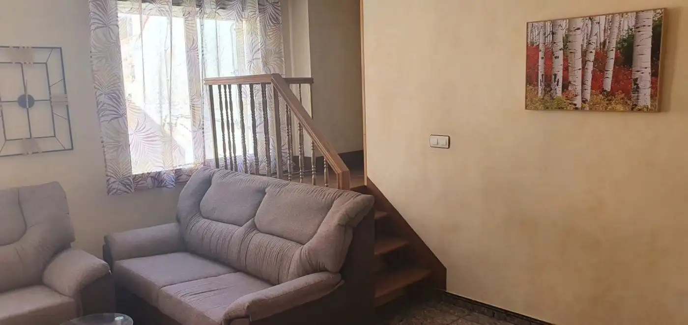 Casa adosada en venda en Orihuela amb Terrassa i Moblat
