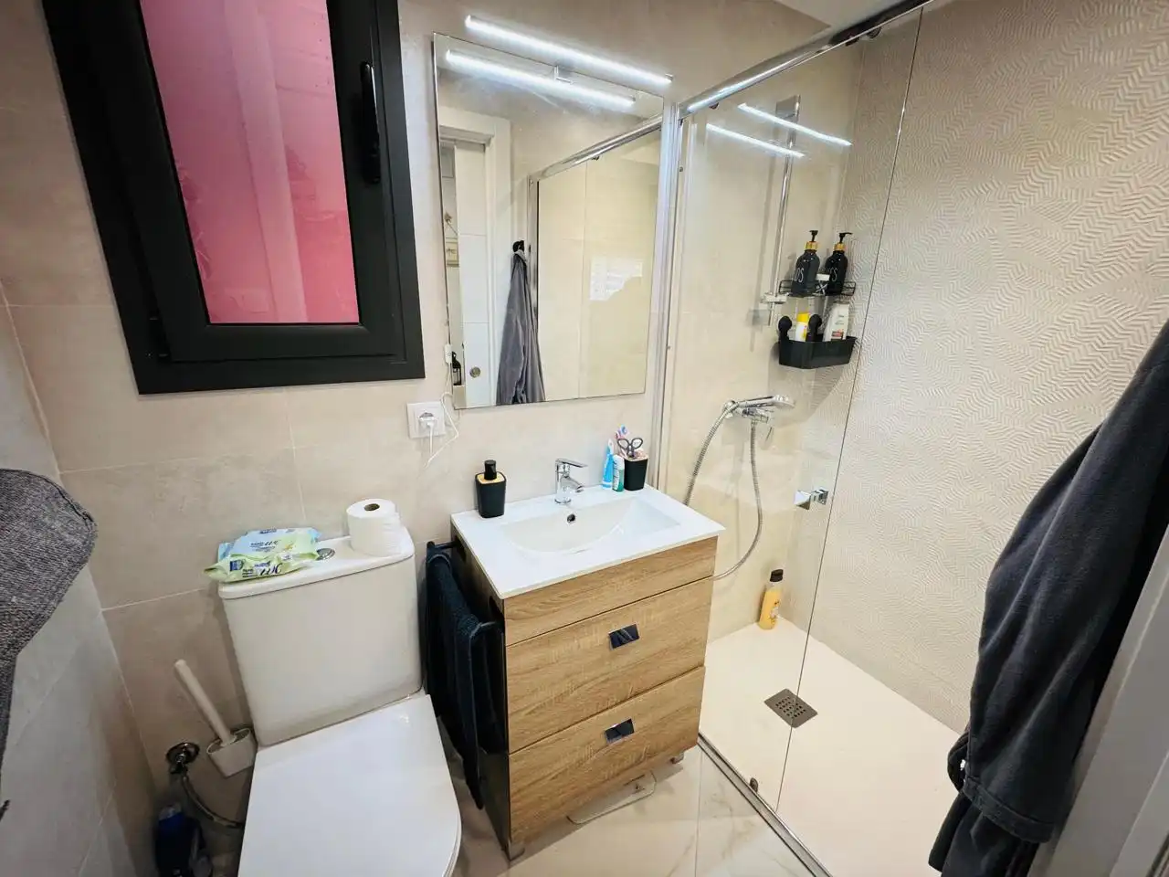 Bany de Casa o xalet en venda en Montcada i Reixac amb Aire condicionat