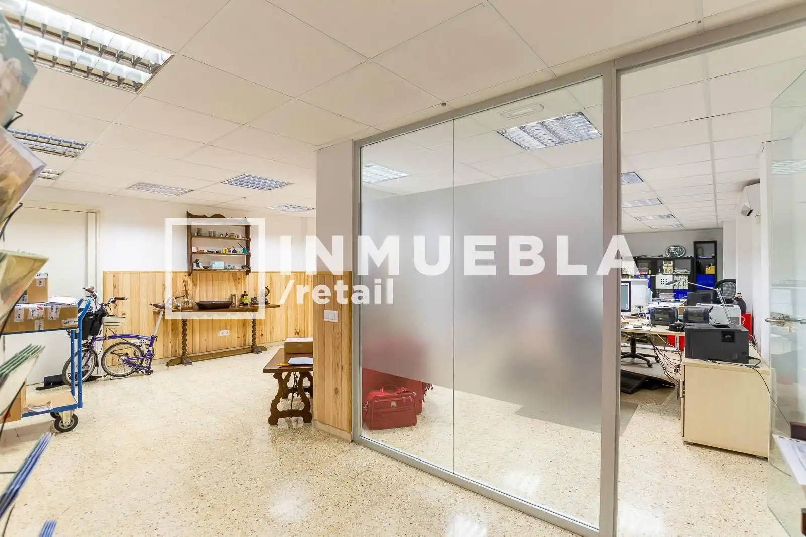 Commercial properties for sale in  Barcelona Capital  with Air Conditioner, Terrace and Alarm