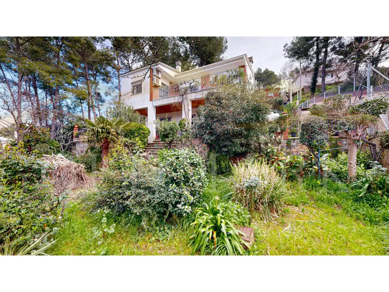 Jardí de Casa o xalet en venda en Corbera de Llobregat amb Aire condicionat, Calefacció i Jardí privat