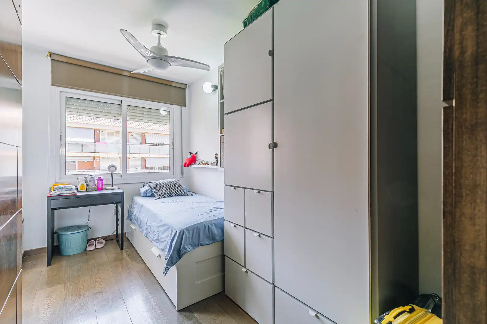 Habitación de Dúplex en venta en Sant Feliu de Llobregat con Aire acondicionado, Terraza y Piscina comunitaria