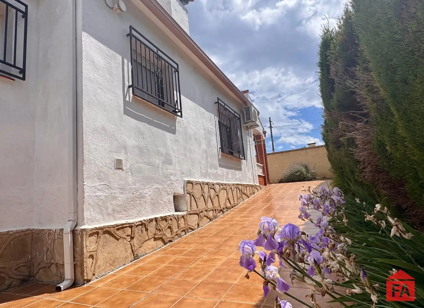 Vista exterior de Casa o chalet en venta en El Vendrell con Aire acondicionado, Calefacción y Jardín privado