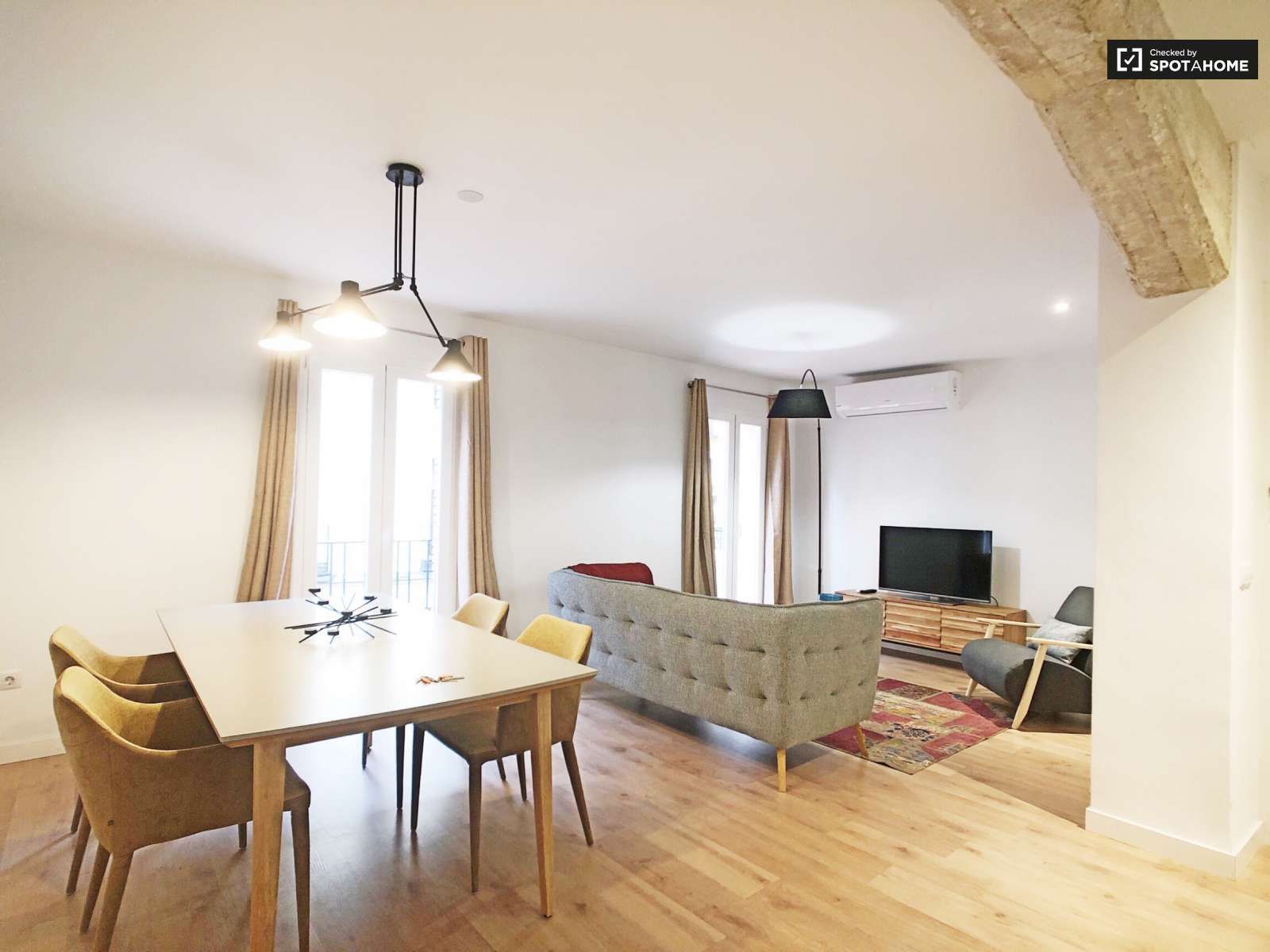 Sala d'estar de Apartament per a compartir en  Madrid Capital amb Aire condicionat i Terrassa