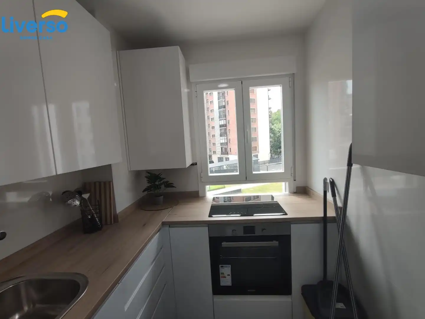 Cocina de Piso de alquiler en Burgos con Calefacción