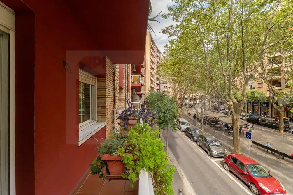 Vista exterior de Piso en venta en Ponent