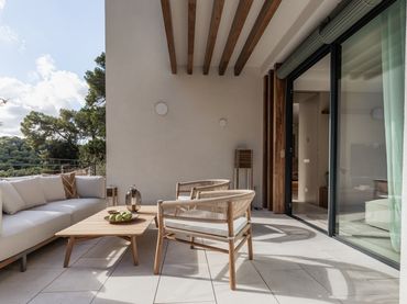 Baixos amb jardí en venda a Ponent