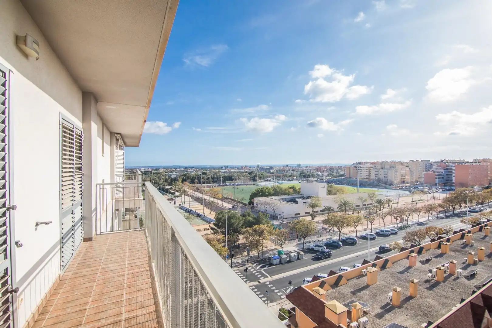 Außenansicht von Dachboden zum Verkauf in Elche / Elx mit Klimaanlage, Heizung und Terrasse