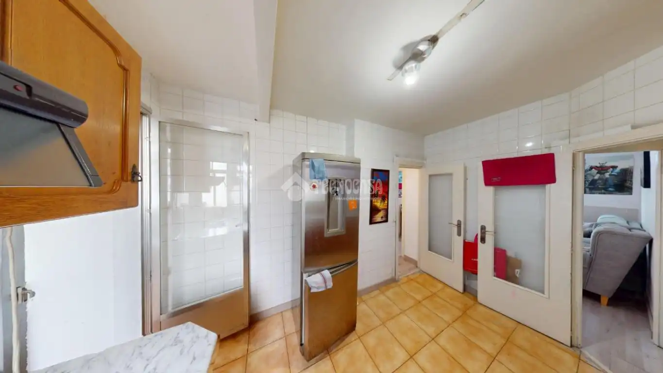 Flat for sale in Flores