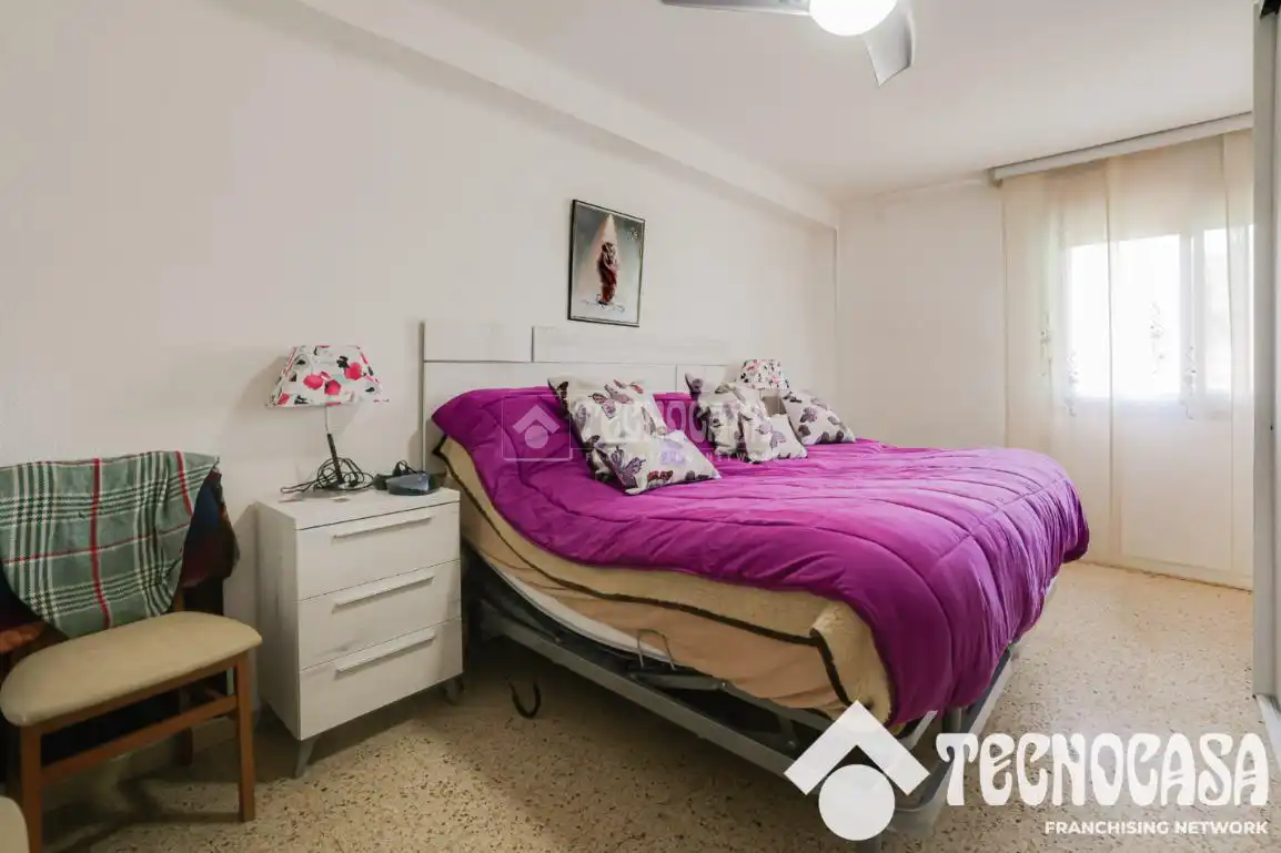 Habitación de Piso en venta en Badalona con Balcón