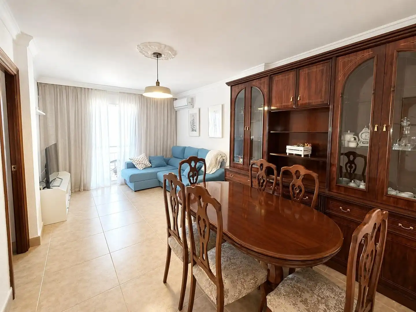 Comedor de Piso de alquiler en Málaga con Terraza y Amueblado