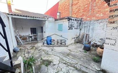 Vista exterior de Casa o xalet en venda en Alzira amb Terrassa